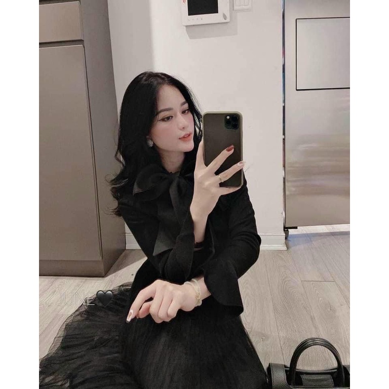 Áo len cổ nơ bánh bèo