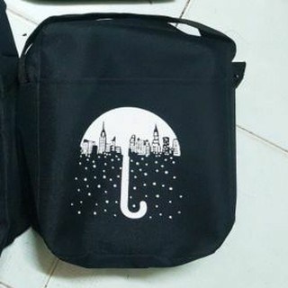 Túi đeo chéo thời trang - CÂY DÙ