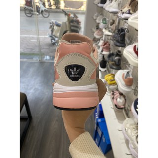 ADIDAS FALCON