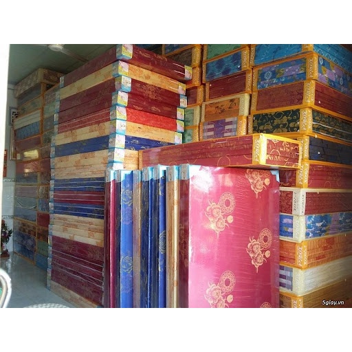 Nệm gấp 3 chất liệu PE gọn nhẹ dễ sử dụng 80cm.1m.1m2-1m4-1m6-1m8x2m, bảo hành 1 năm
