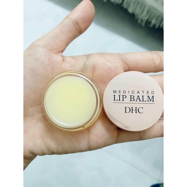 Dưỡng môi hũ Nhật 7.5g