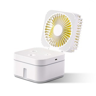 Quạt mini để bàn phun sương .