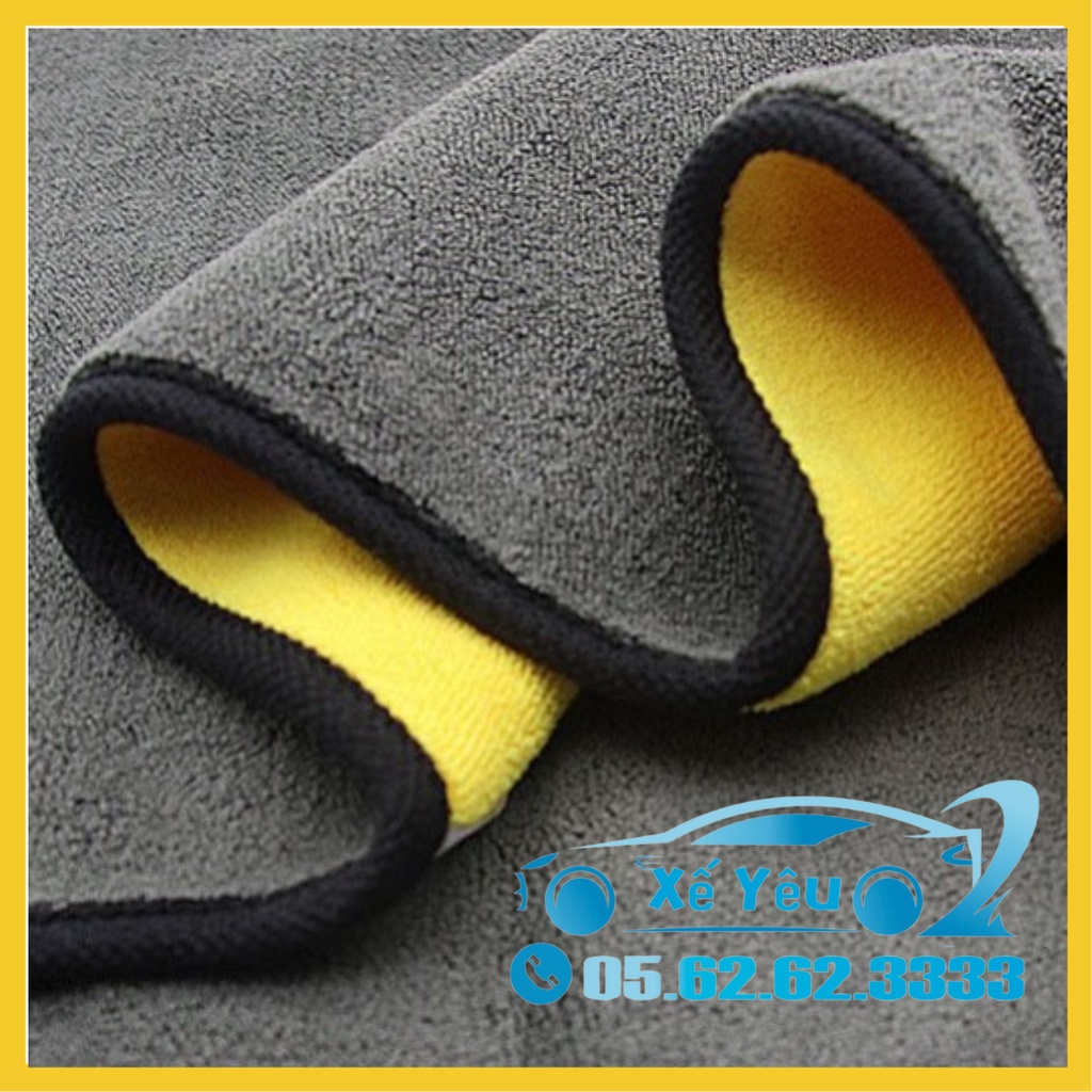 Khăn lau xe hai mặt màu vàng và xám, dày, mềm mại, thấm hút tốt, không rụng lông, kích thước 30cm x 30cm