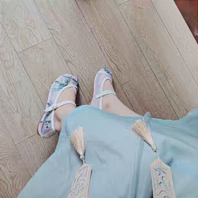 Xả kho giày hài thêu vải lưới phong cách cổ phong