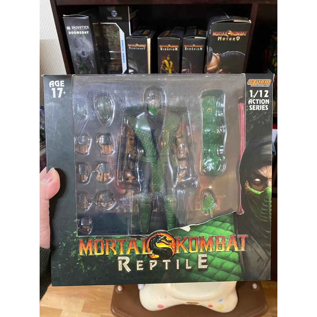 Mô hình Mortal Kombat Reptile