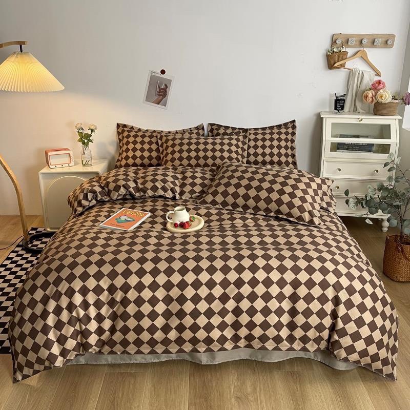 Bộ Chăn Ga Gối Ô Vuông Nâu Cotton 3D Poly 5 Món Cao Cấp Mát Mịn Đủ Kích Thước Tặng Kèm Vỏ Gối Ôm