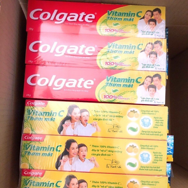 Kem đánh răng Colgate Vitamin C 170g