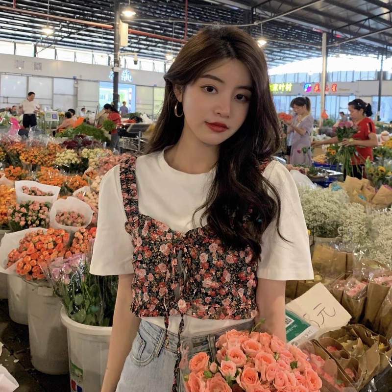 Áo phông cổ tròn tay ngắn mix áo yếm hoa nhí nhẹ nhàng đáng yêu