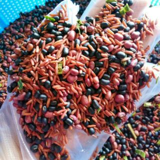Trà gạo lứt + đậu đen xanh lòng + đậu đỏ