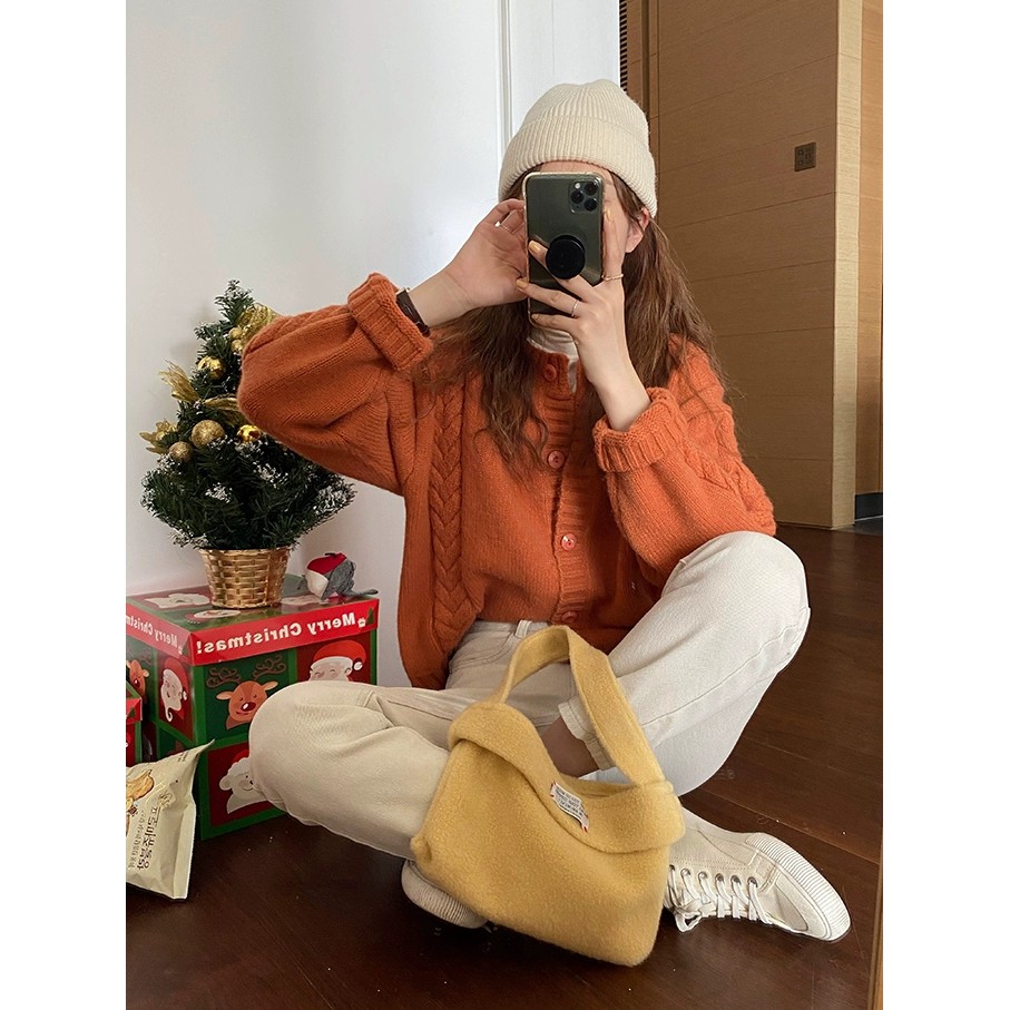 Hàng Sẵn_Áo len sáp mềm màu đỏ lưới phụ nữ áo khoác len dệt kim xoắn phong cách hàn