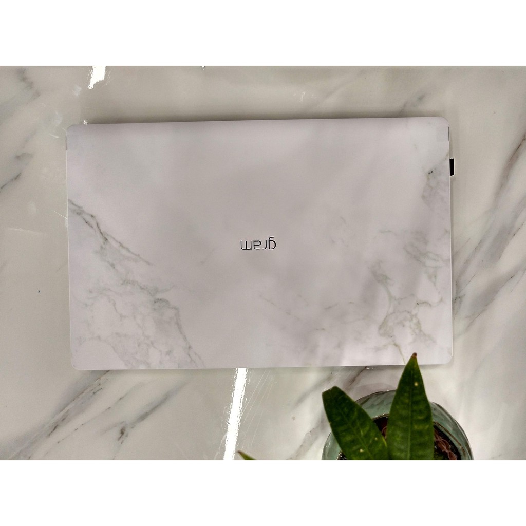 Decal Skin dán Laptop mẫu Vân đá trắng