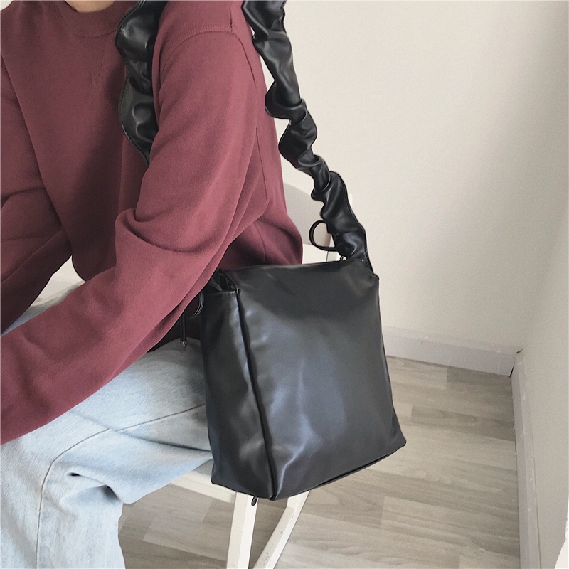 Túi Đeo Chéo Hình Vuông Cỡ Lớn Sành Điệu