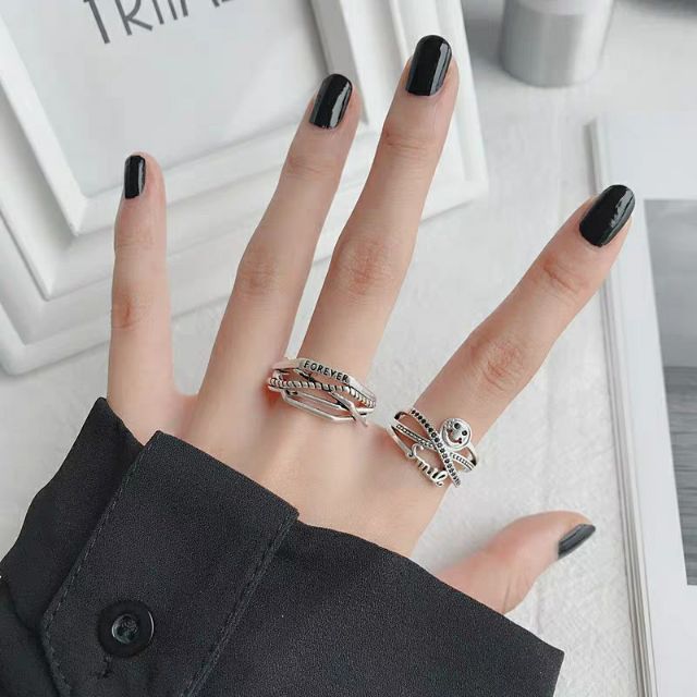 Nhẫn mặt cười