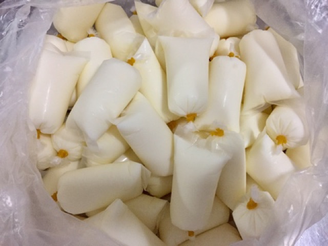 Hỏa tốc_50 bịch sữa chua  nhà làm - 100% từ sữa bò tươi nguyên chất