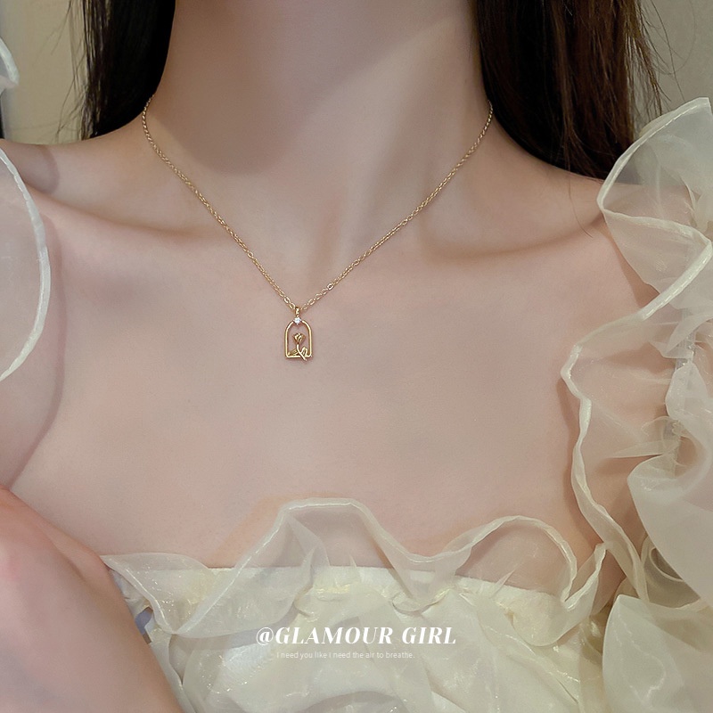 Dây Chuyền Kim Loại Mặt Vuông Đính Đá Zircon Thời Trang