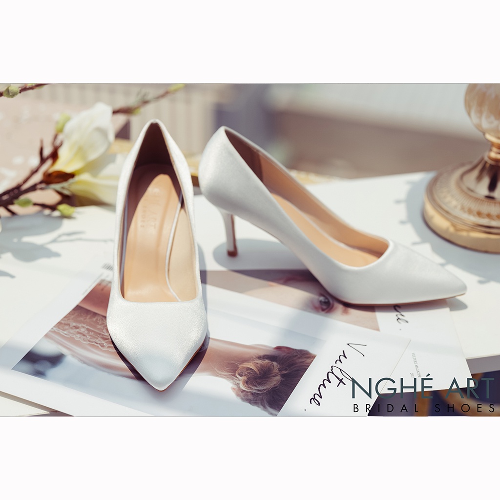 Giày cưới Nghé Art satin trơn 305 trắng