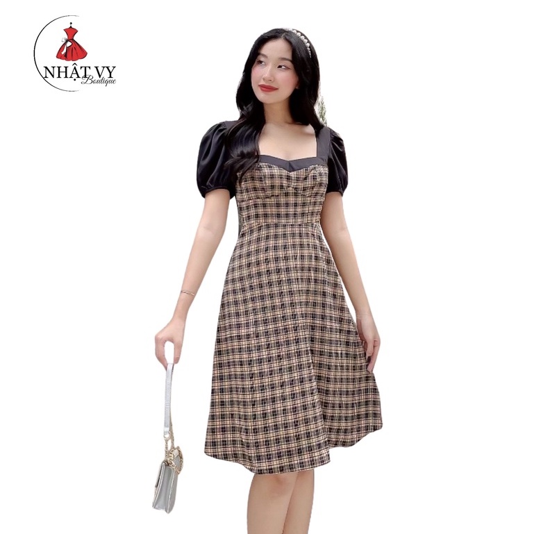 Đầm caro công sở Nhật Vy tay phồng cổ vuông dáng xoè chất mango phù hợp đi chơi dạo phố - D1991