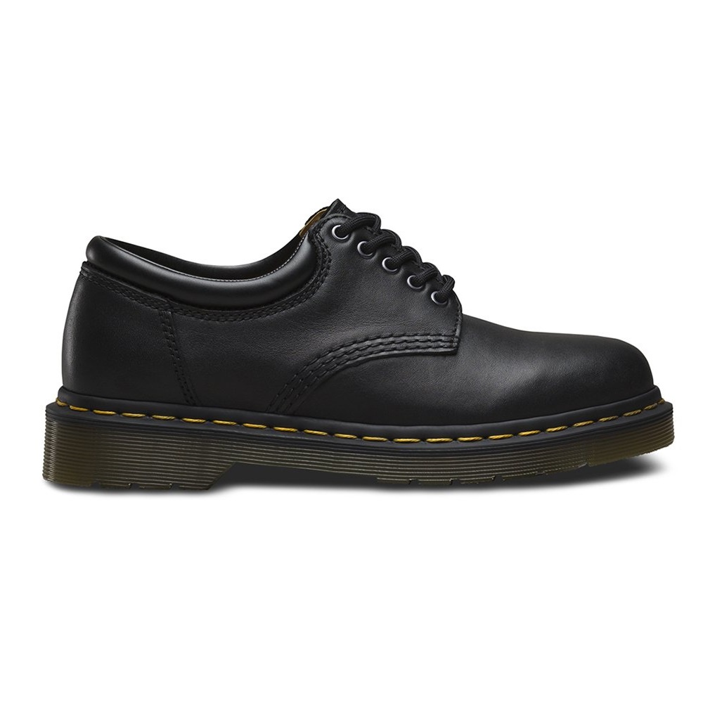 Giày Derby Dr. Martens 1461 màu đen chất da trơn dày dặn, độ bóng nhẹ, đế đúc nguyên khối được khâu chắc chắn