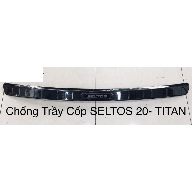 Ốp chống trầy cốp trong ngoài titan Seltos 2020 2021