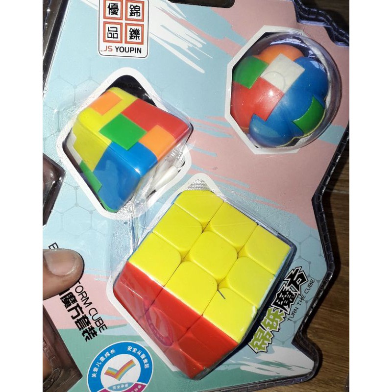 Sét 3 cục rubik 3x3x3 loại tốt rất đẹp