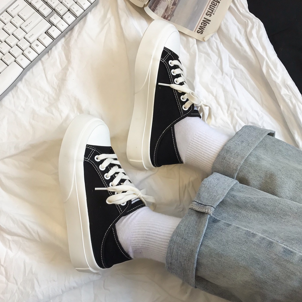 Giày thể thao giẫm gót đế bánh mì, giày sneaker dáng basic đi hai kiểu