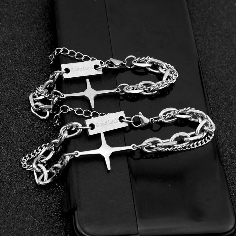 Vòng tay Goodluck, chất liệu titan không gỉ