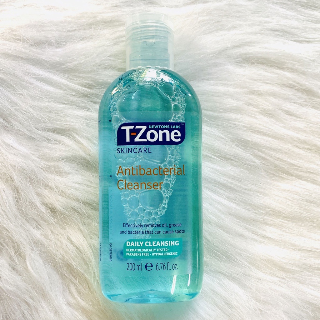 Toner Tẩy Trang Làm Sạch Cho Da Dầu Mụn T-Zone Clear Pore Antibacterial C 200ml