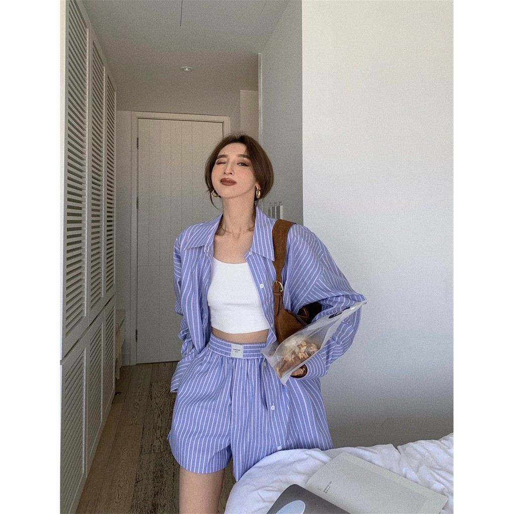Set Quần Đùi Và Áo Sớm Tay Dài Nữ Phong Cách Thời Trang Cá Tính