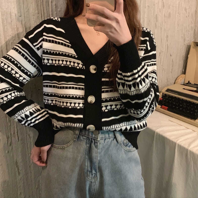 Áo cardigan Dệt Kim Mỏng Dáng Rộng Cổ Chữ V Kẻ Sọc Thời Trang Thu Đông Hàn Quốc Mới