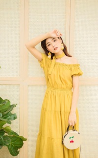 G beauty Đầm Maxi Vàng Và Trắng