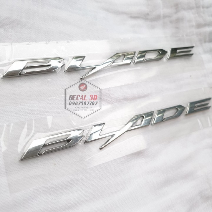 TEM BLADE CHỮ NỔI MÀU BẠC CROM HÀNG ZIN CAO CẤP KHÔNG BONG CHÓC - 1 CẶP