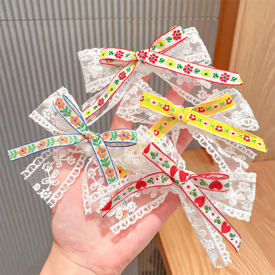 Kẹp Tóc Hình Hoa Xinh Xắn Dành Cho Nữ