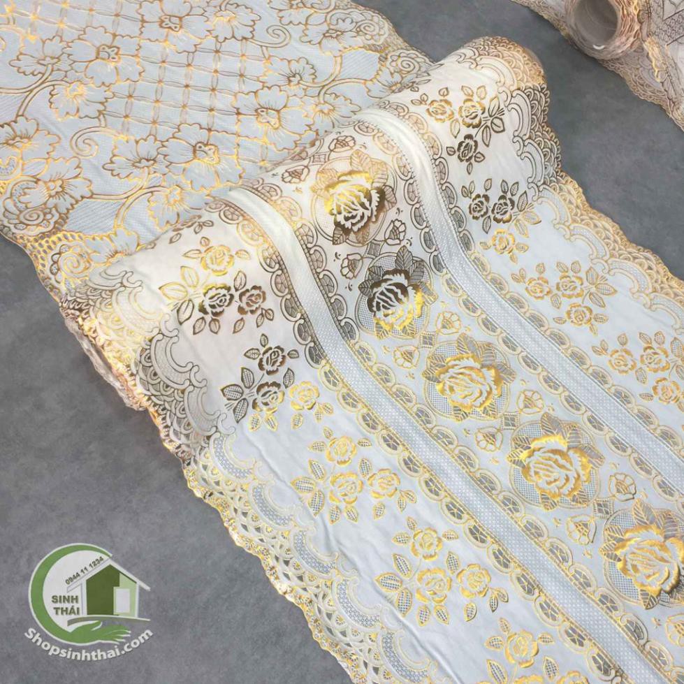 Khăn trải bàn bằng nhựa họa tiết nổi không thấm nước - giao màu ngẫu nhiên