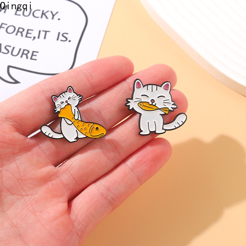 Ghim cài áo Miss Zoe hình chú mèo ăn cá dễ thương cho bé