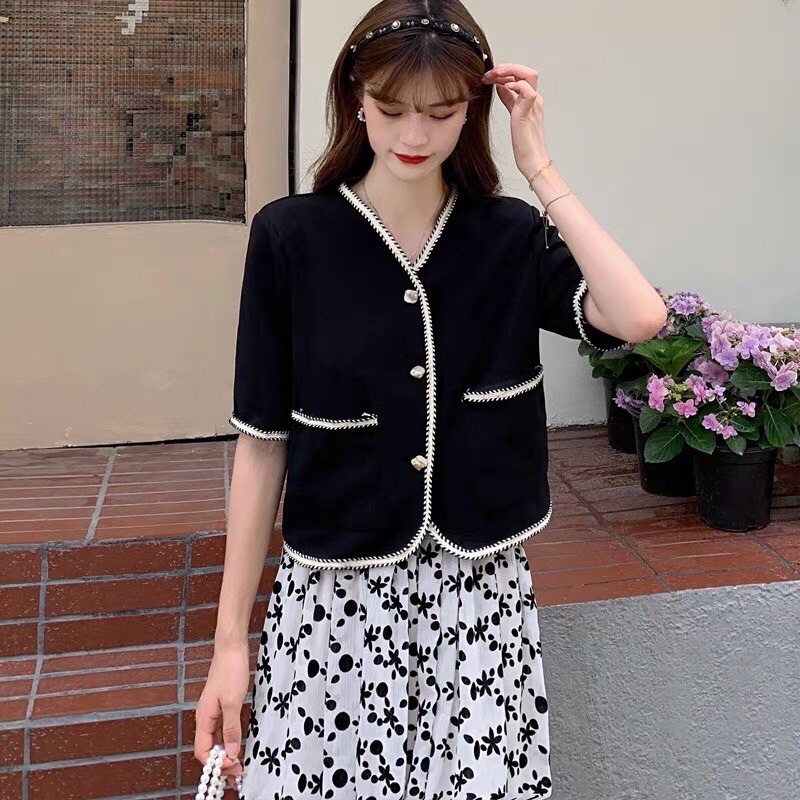 Set áo viền túi hộp đen kèm chân váy hoa nhí dáng dài vintage ( ảnh thật ) | BigBuy360 - bigbuy360.vn