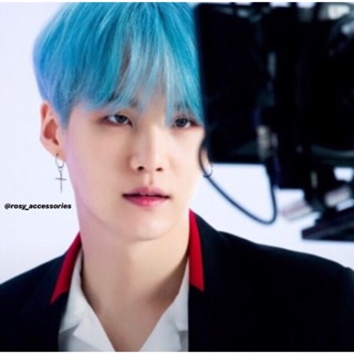 ROSY - KHUYÊN TAI THÁNH GIÁ CỌC CẠCH SUGA BTS (ẢNH THẬT Ở CUỐI!!!)