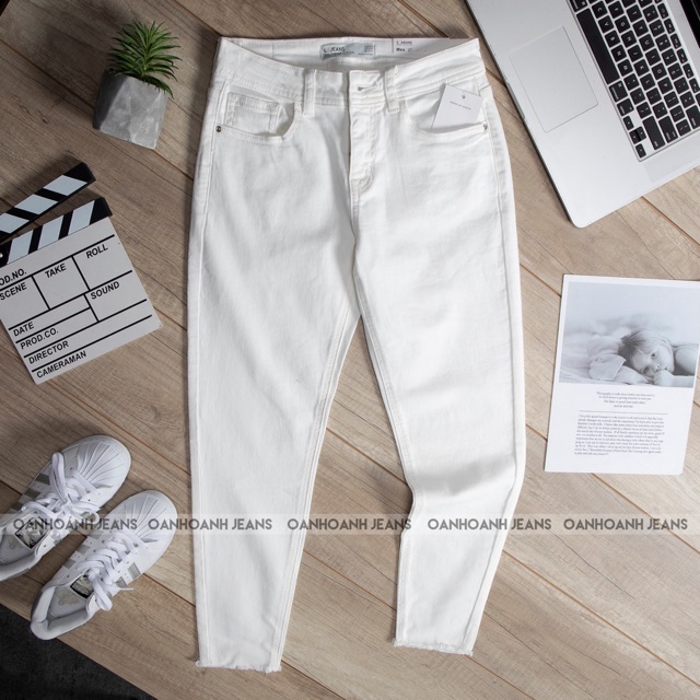 Quần jeans trắng dáng baggy | BigBuy360 - bigbuy360.vn