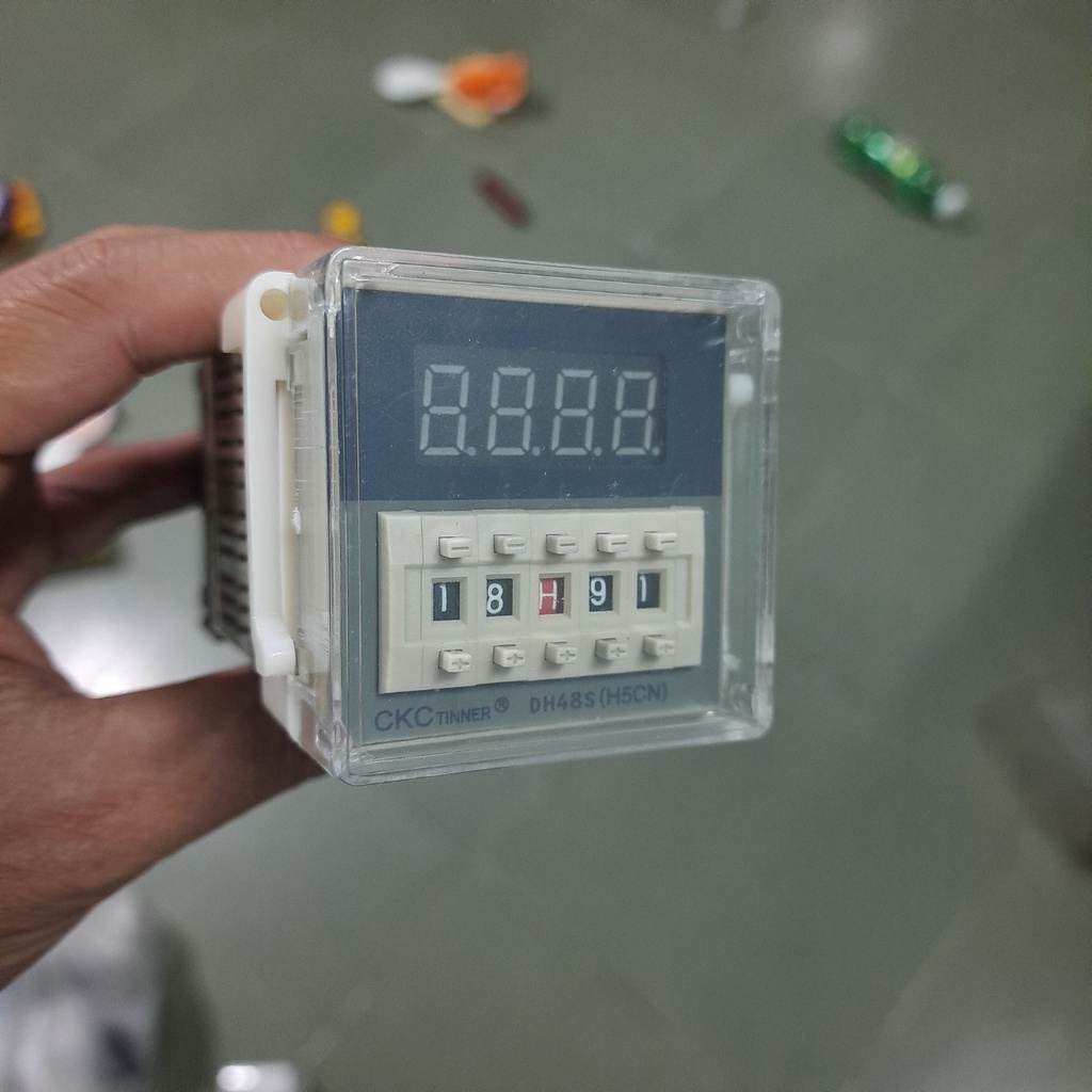 Rơle DH48s s Rơ le thời gian DH48s s - DH48SS 12V / 24V / 220V / 380V kèm đế