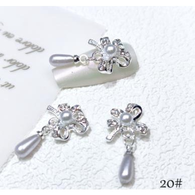 charm lúc lắc trang trí nail