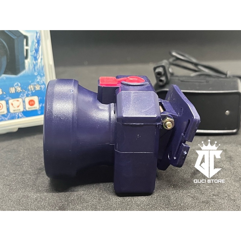 Đèn Pin Lặn Nước Siêu Sáng Pin Trâu GP-101