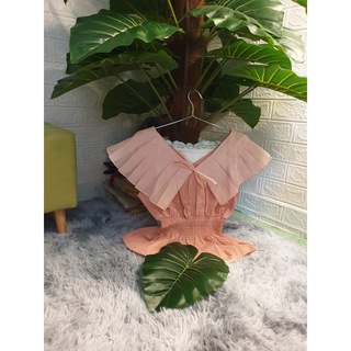 Áo Peplum sát nách cổ sành điệu
