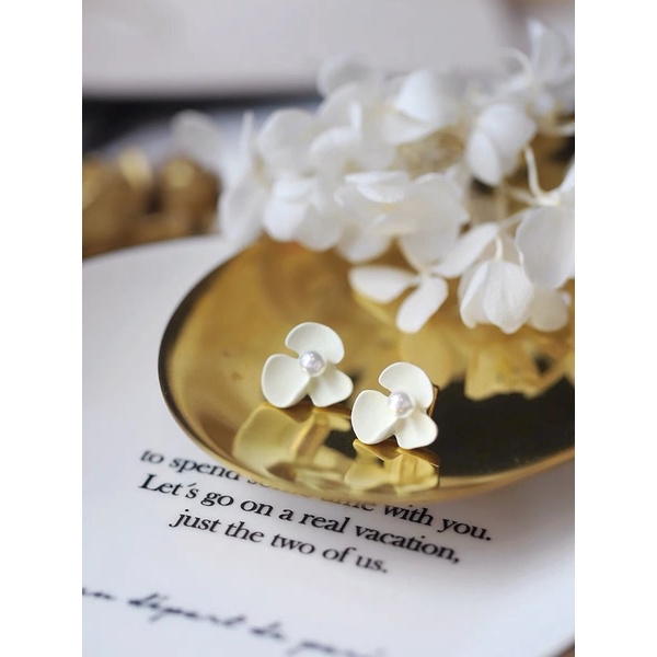 E232 Khuyên Tai Bông Tai Nữ Hoa Trắng Ba Cánh Đẹp Ring House