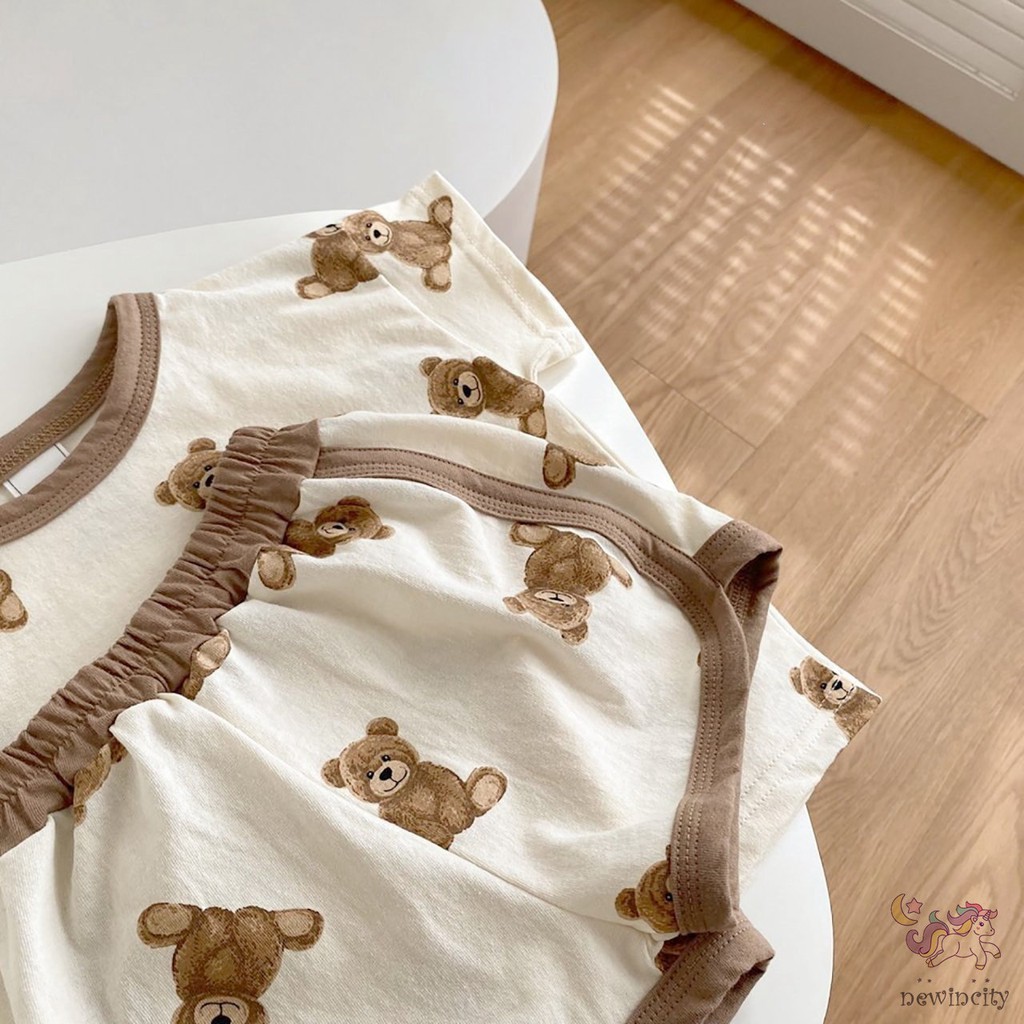 Bộ áo thun tay ngắn và quần short in hình gấu phong cách Hàn Quốc cho trẻ em