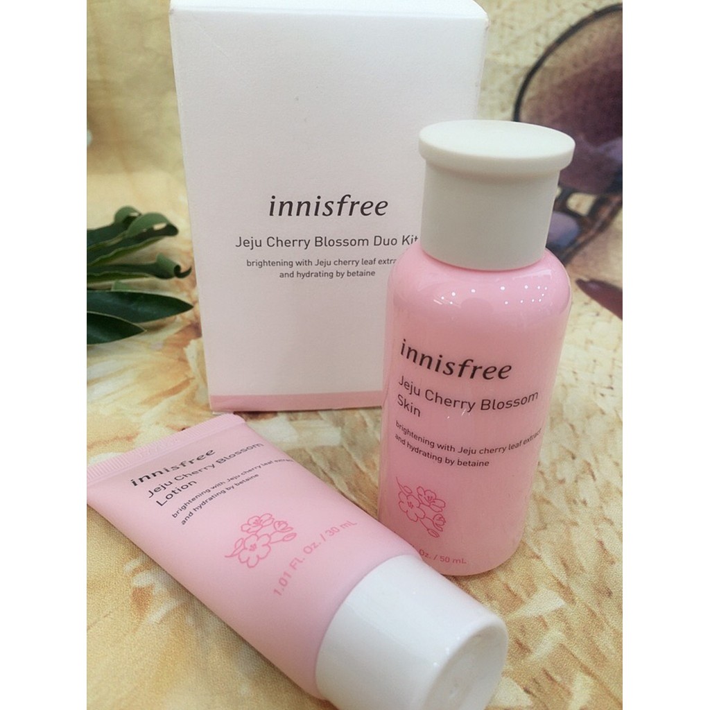 Bộ Dưỡng Da Hoa Anh Đào Innisfree Jeju Cherry Blossom Duo Kit 2 Món