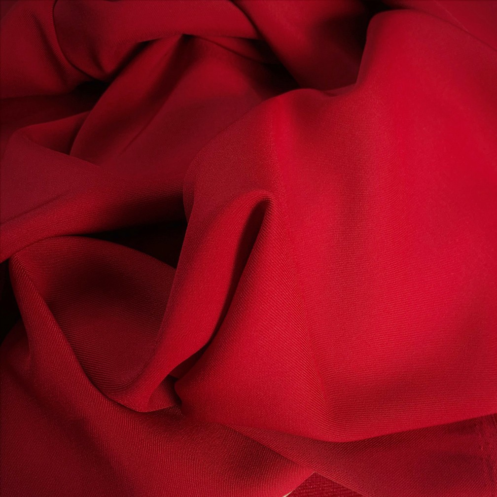 "Vải Gill Ý-Gill Ý màu đỏ đô-vải may âu phục-thời trang công sở đứng dáng-không nhăn-không xù chỉ 110k/m "