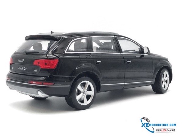 Xe Mô Hình Audi Q7 1:18 Welly-Fx (Đen)