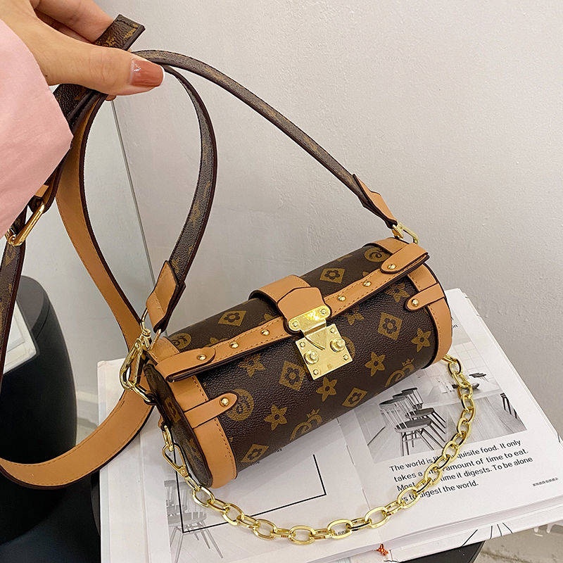 Tíu xách nữ Túi Đeo Chéo Dây Xích Cao Cấp Phong Cách Retro Mùa Đông Mới