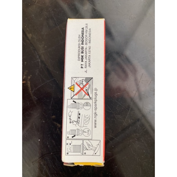 Bugi xe BN302/ BN600/ TRK502 chính hãng NGK