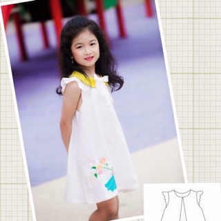 Váy cổ sen thêu cô gái