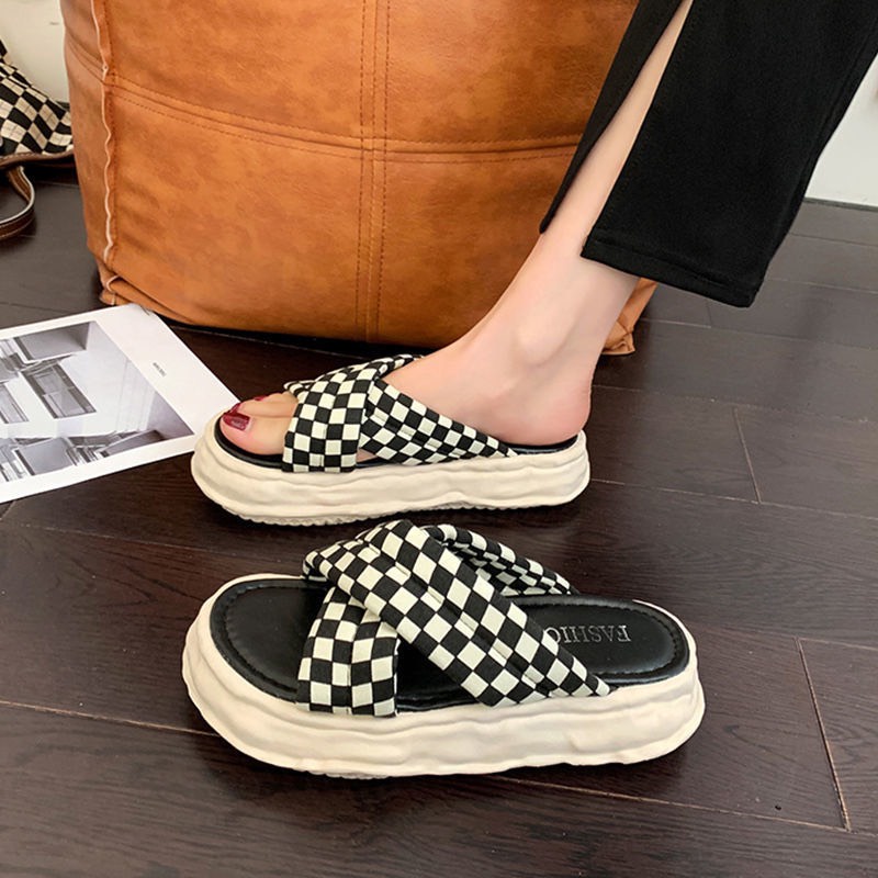 Dép thời trang nữ CR quai chéo hoạ tiết caro đế 4cm màu lót kem/lót đen